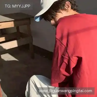 葛昀